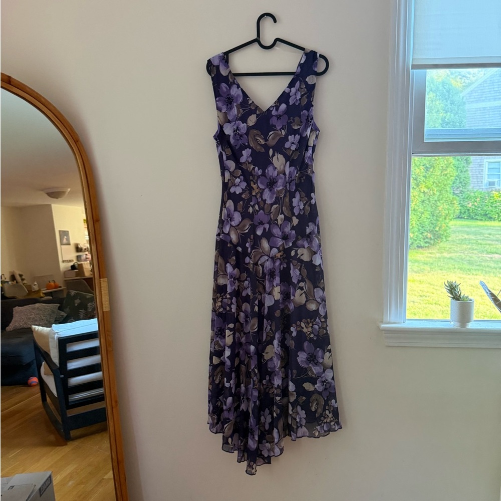 Connected Apparel Purple Floral Asymmetrical Midi Dress - Picture 7 of 9